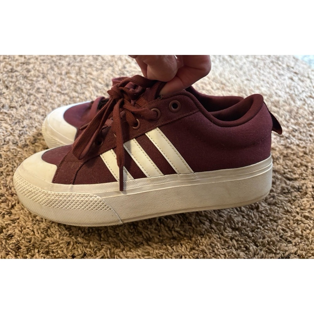 Women's size 7.5 Adidas burgundy shoes. EUC.